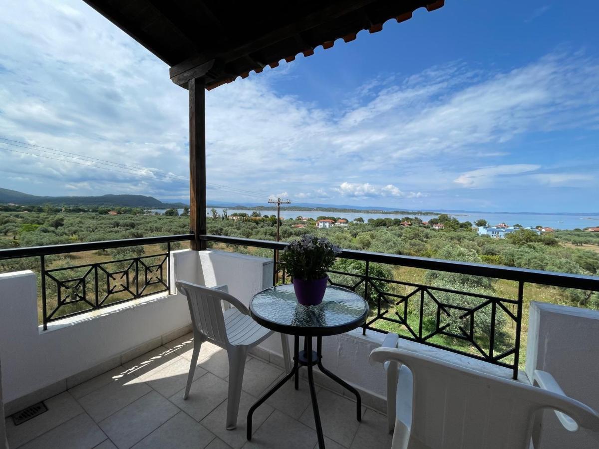 Balconaki Apartments In Vourvourou Bagian luar foto